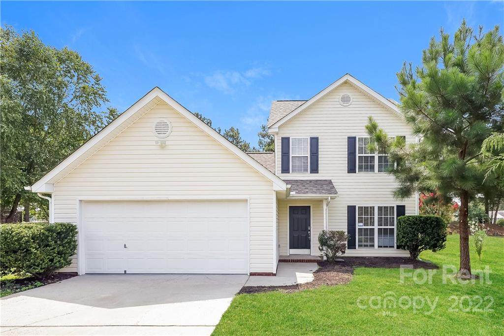 2033 Briarberry Lane - Photo 1