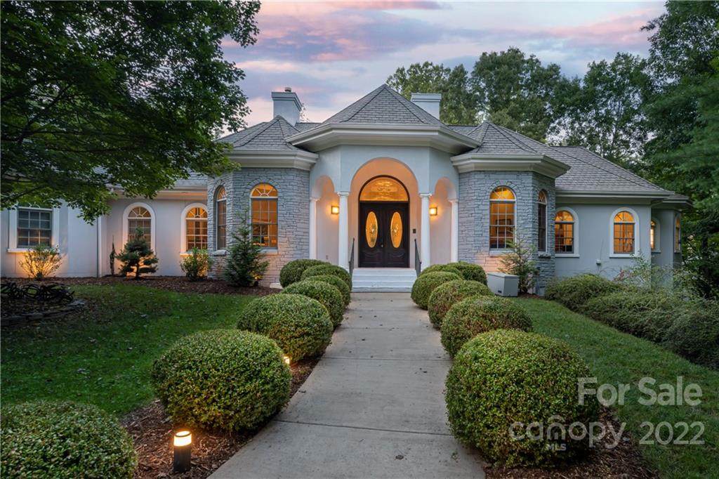 18 Cedar Hill Drive - Photo 1