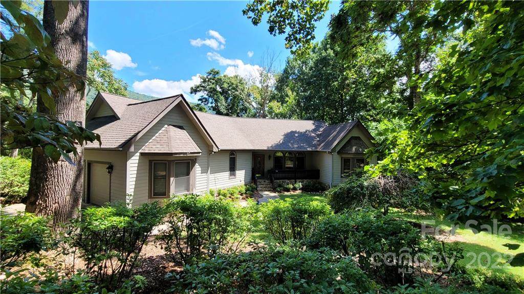 738 Blue Ridge Drive - Photo 1