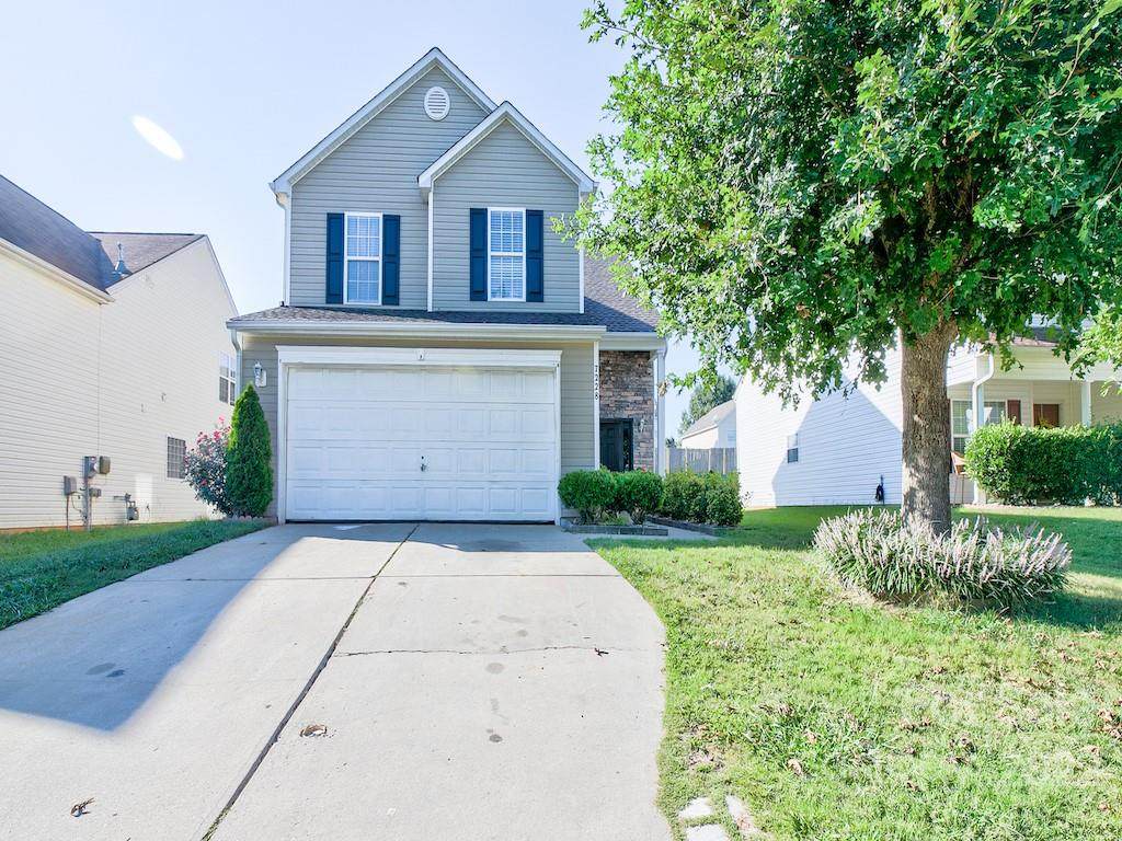 7228 Hidden Creek Circle - Photo 1