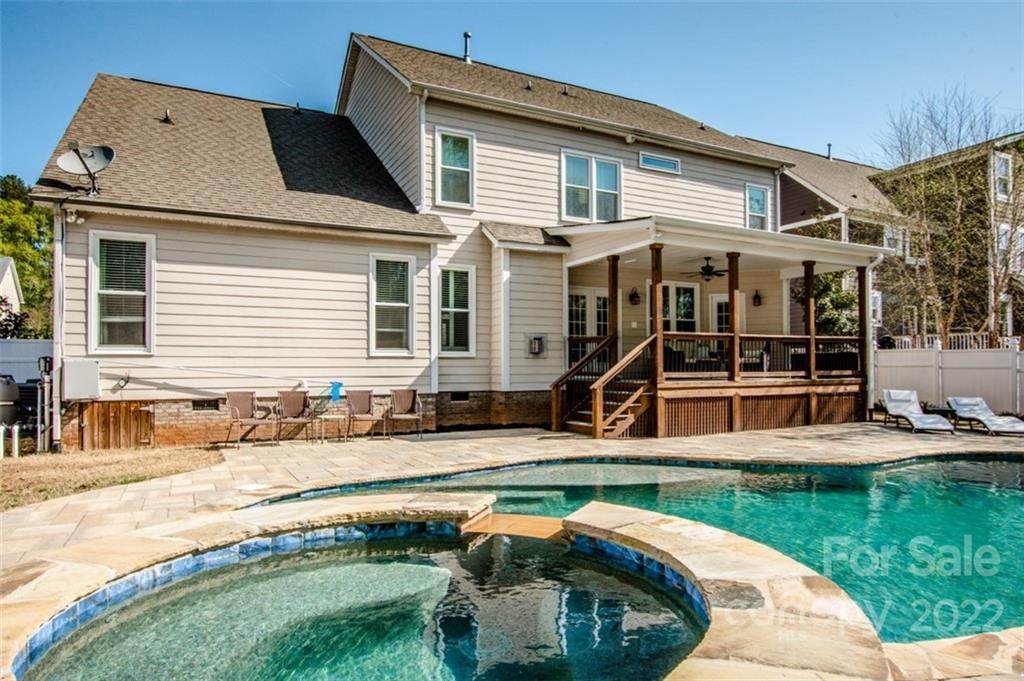 111 Hedgewood Drive - Photo 1