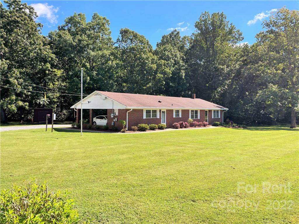 1436 Sheffield Road - Photo 1