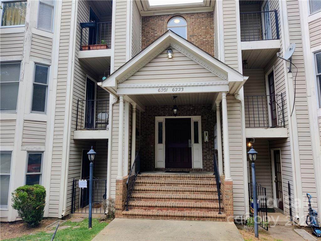 6205 Rosecroft Drive - Photo 1
