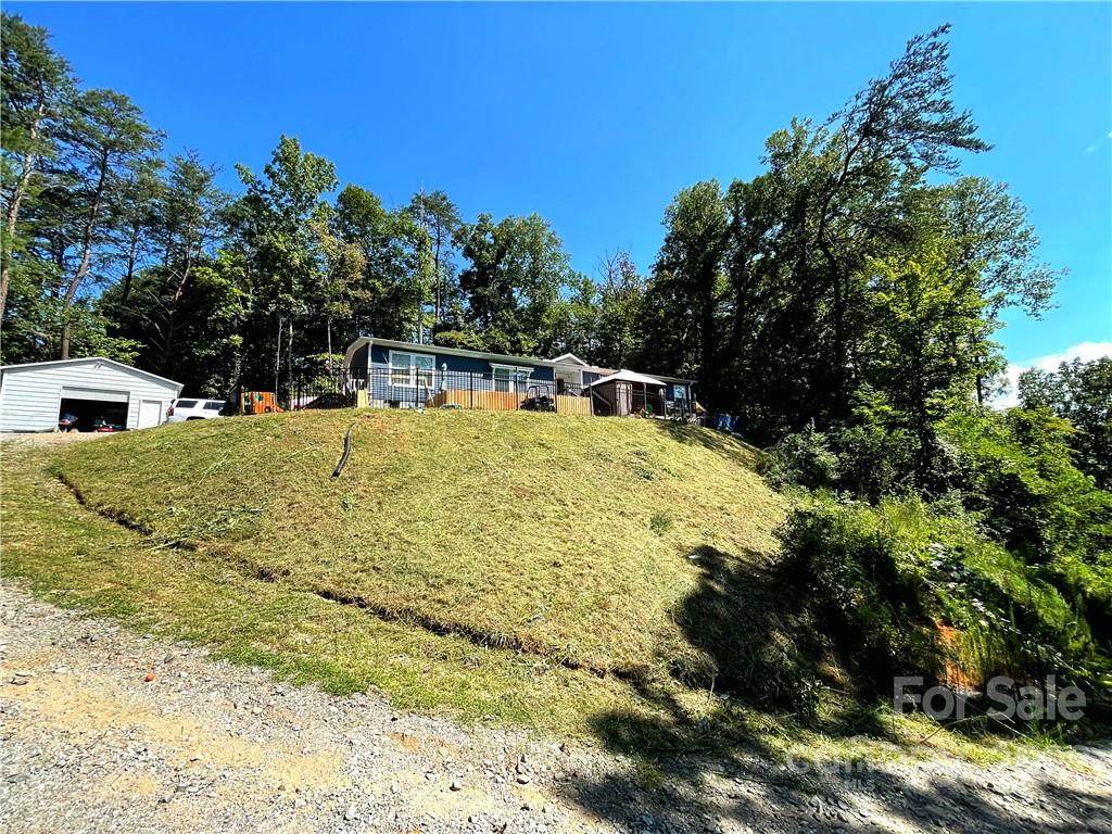 824 Dillsboro Road - Photo 1