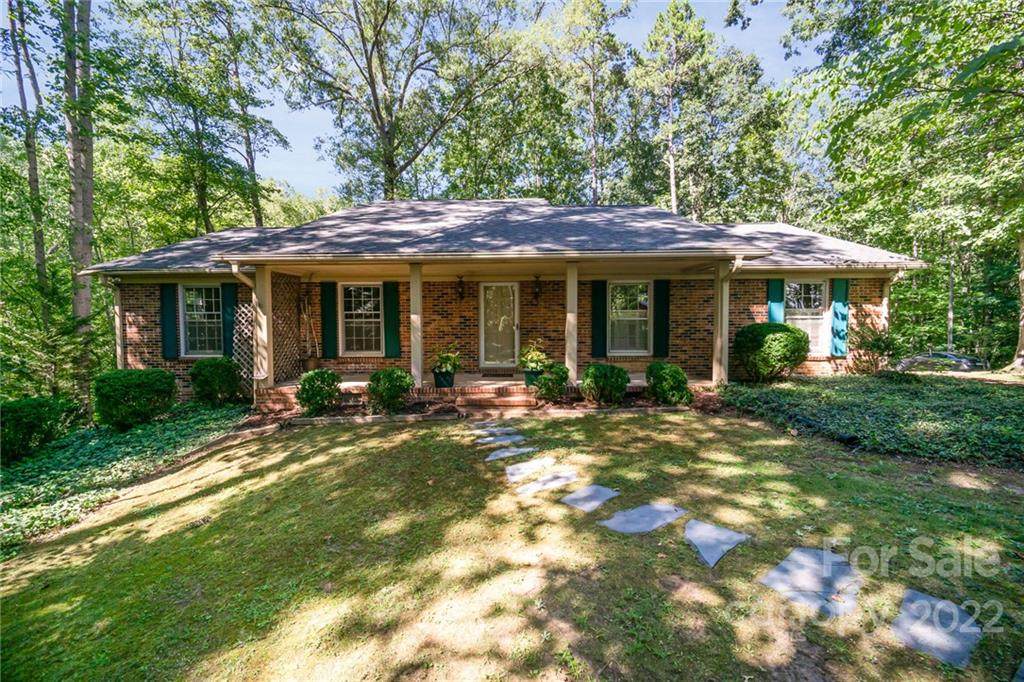 5585 Castle Road - Photo 1