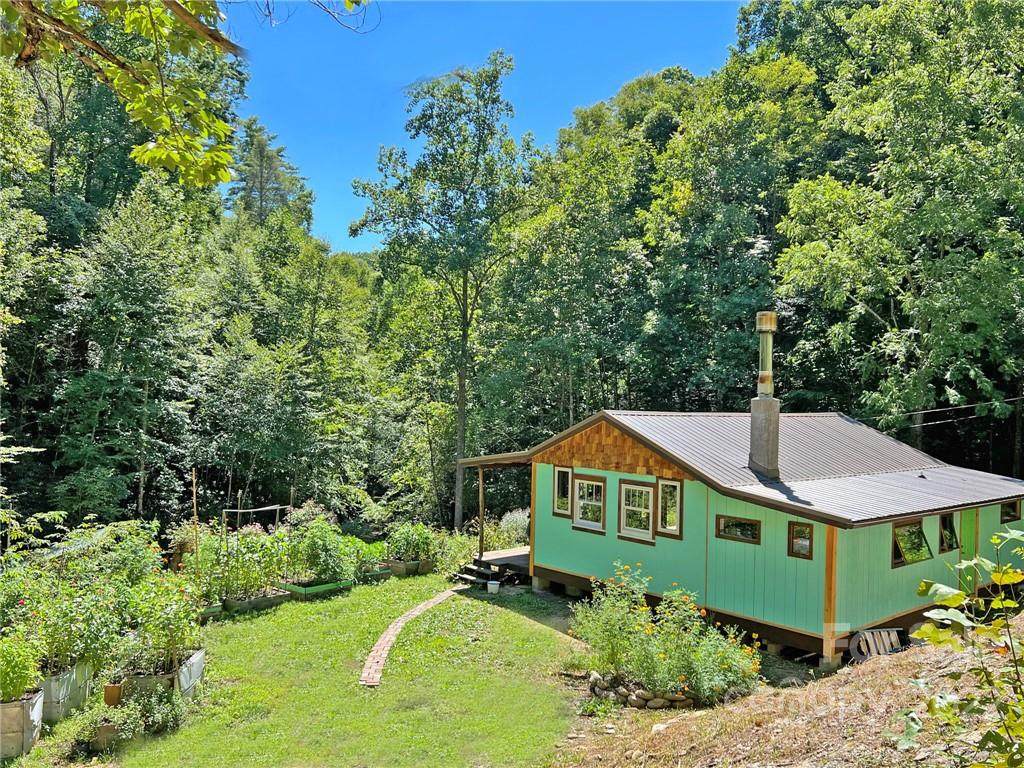 586 Rabbit Den Road - Photo 1