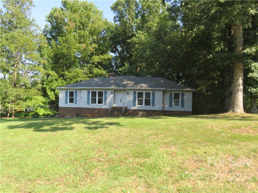 1631 Oak Drive - Photo 1