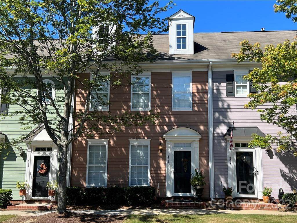 806 Cattaloochee Lane - Photo 1