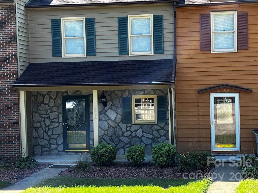 1258 Camelot Court - Photo 1