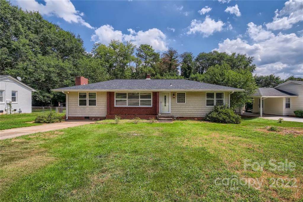 2125 Lee Street - Photo 1