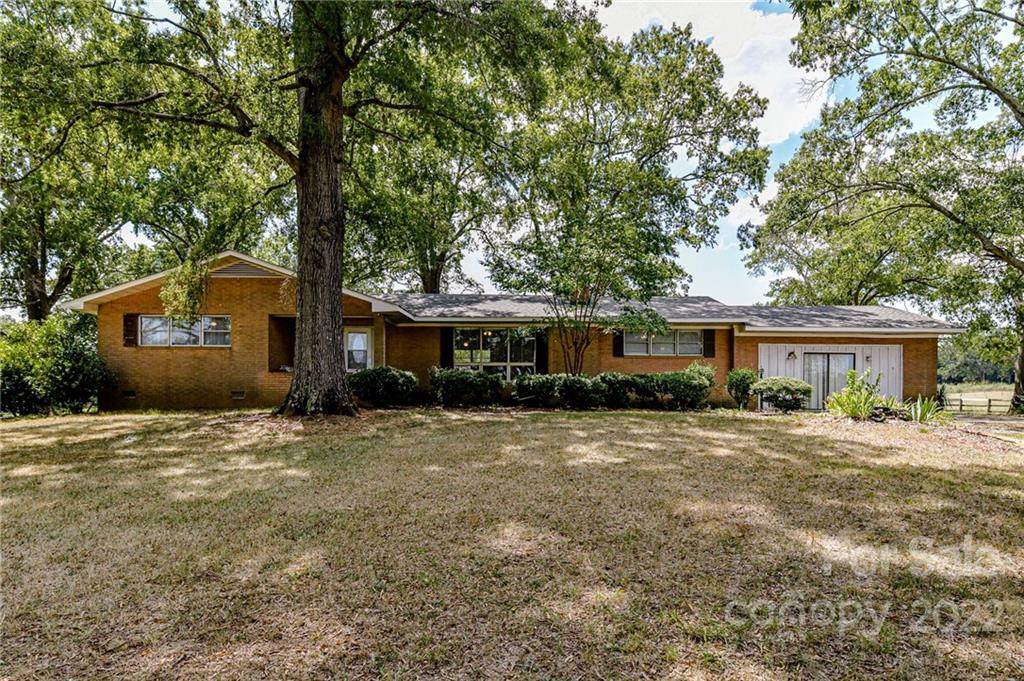 6308 Fairview Road - Photo 1