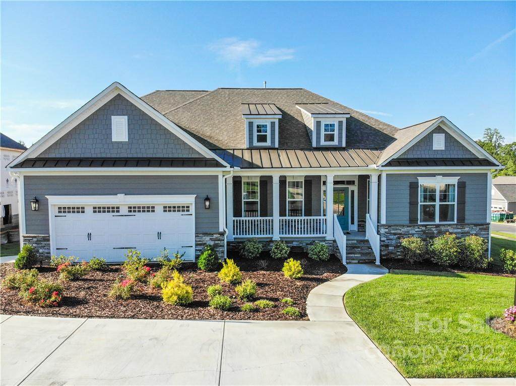 827 Langley Drive - Photo 1
