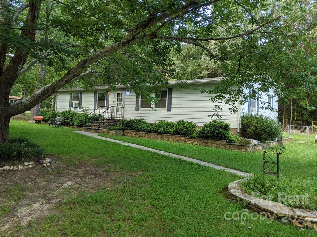 3416 Carolyn Lane - Photo 1