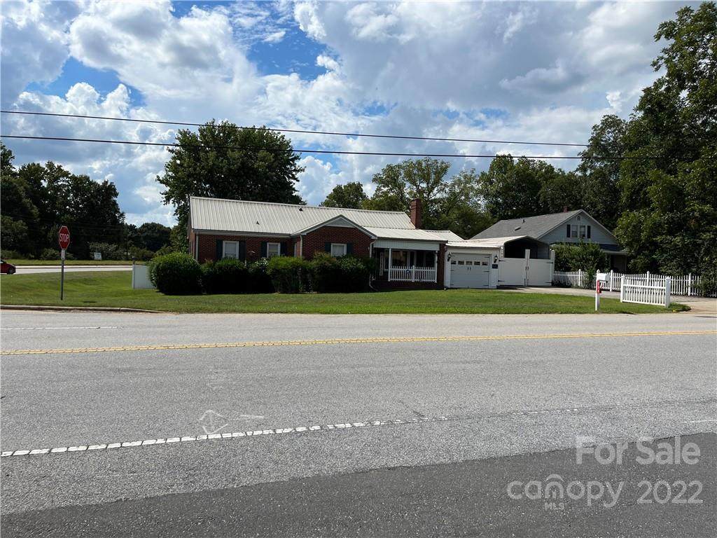 208 School Street - Photo 1