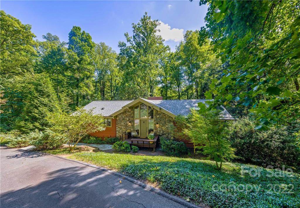 223 Robinhood Road - Photo 1