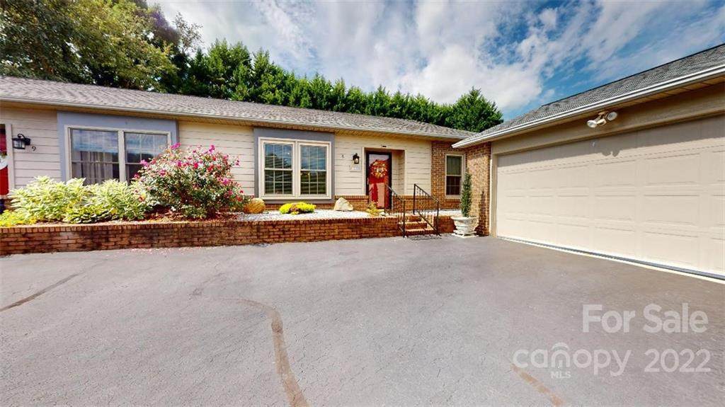 54 Deer Run Drive - Photo 1