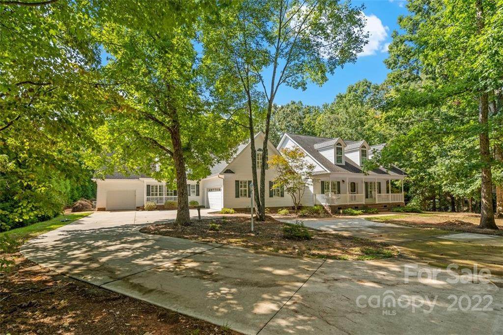 378 Craig Manor Road - Photo 1