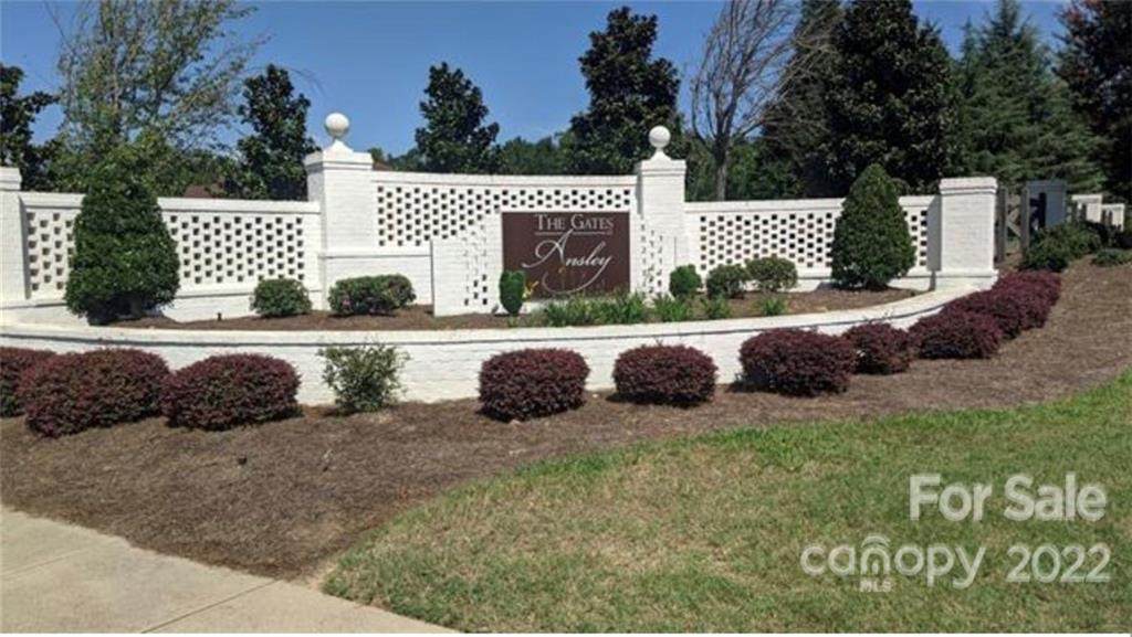 913 Giacomo Drive - Photo 1