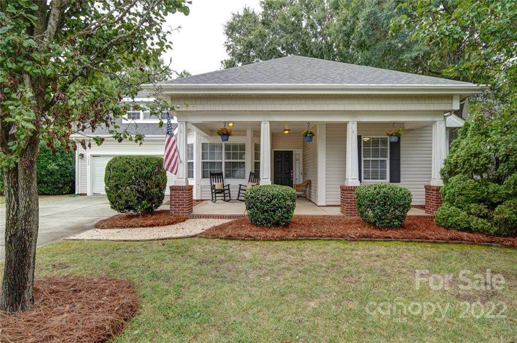 3008 Council Fire Circle - Photo 1