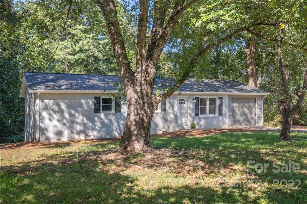 109 Lions Hill Street - Photo 1