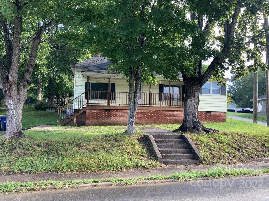 8907 Franklin Street - Photo 1