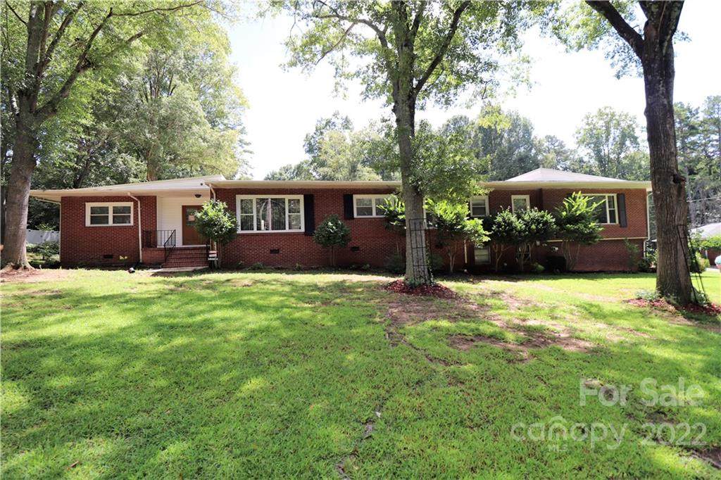 1830 Westbrook Circle - Photo 1