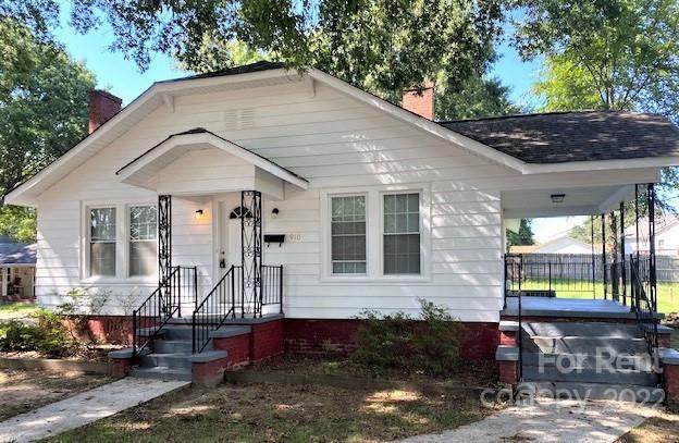 910 Juniper Street - Photo 1