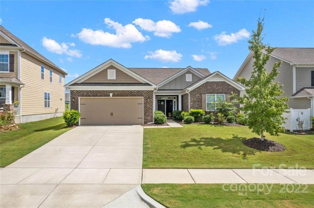 133 Margo Lane - Photo 1