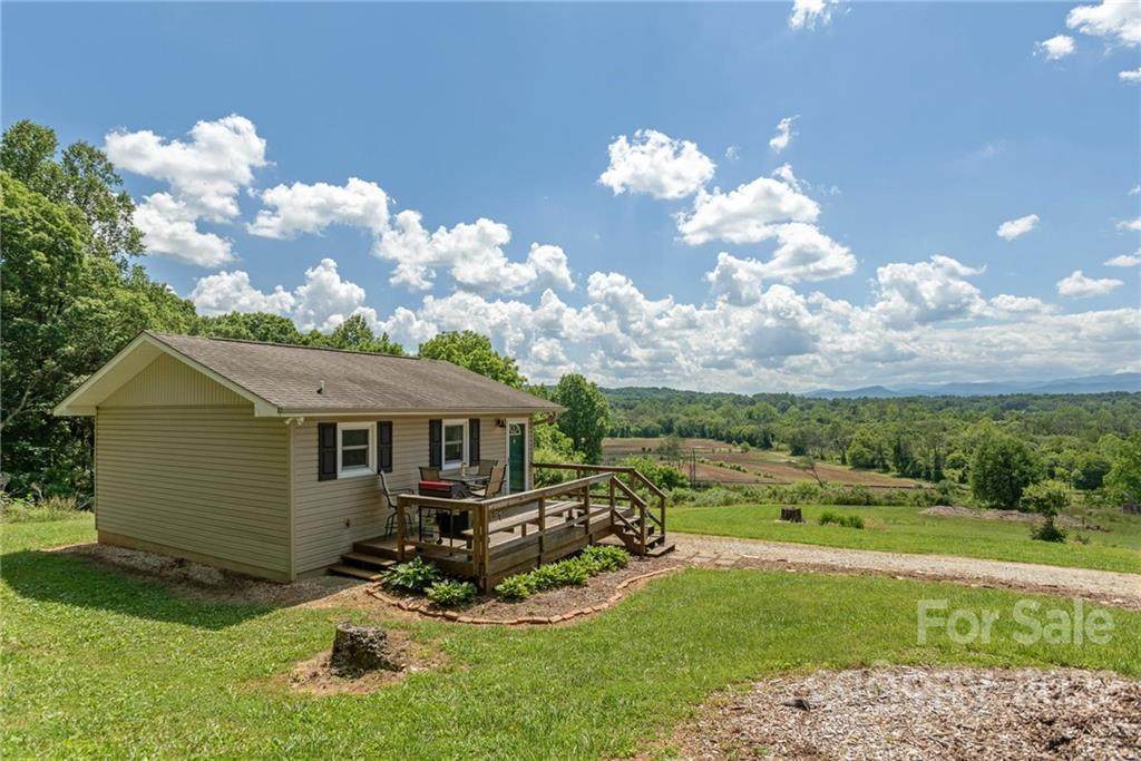 84 Ethel Lane - Photo 1