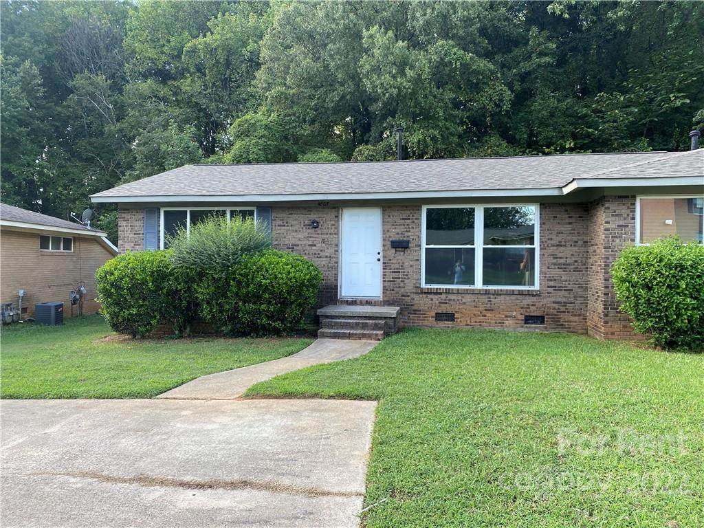 4805 Malibu Drive - Photo 1