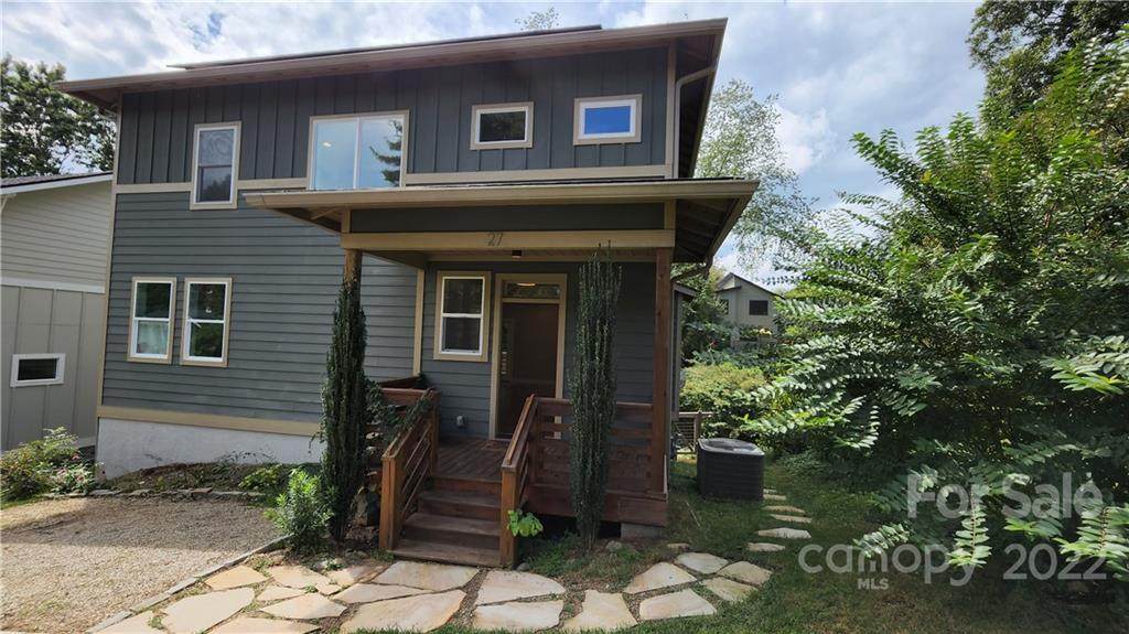 27 Hubbard Avenue - Photo 1