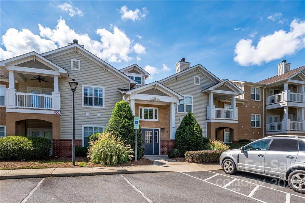 16452 Redstone Mountain Lane - Photo 1