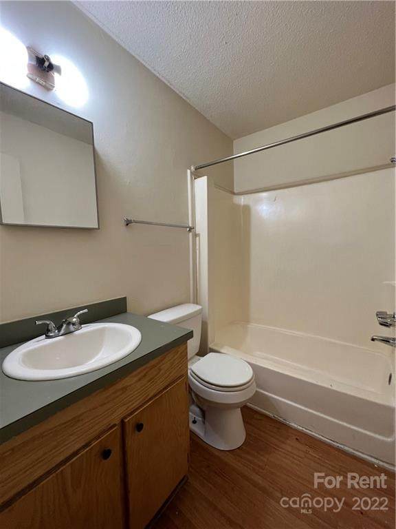 318 Poplar Street - Photo 1