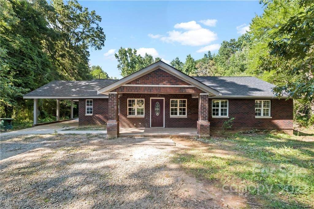 405 Robinson Road - Photo 1