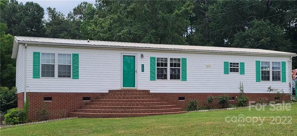 205 Haywood Lane - Photo 1