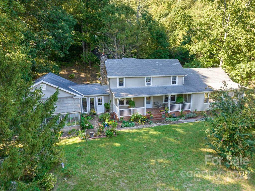 51 Mark Twain Road - Photo 1