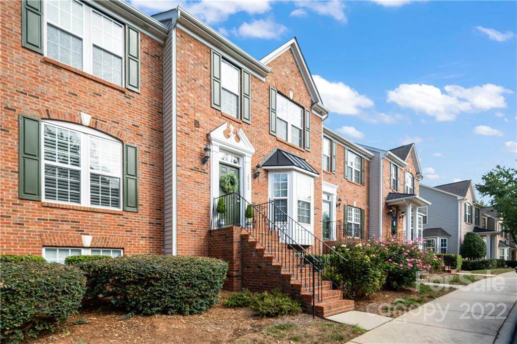 20559 Harbor View Drive - Photo 1