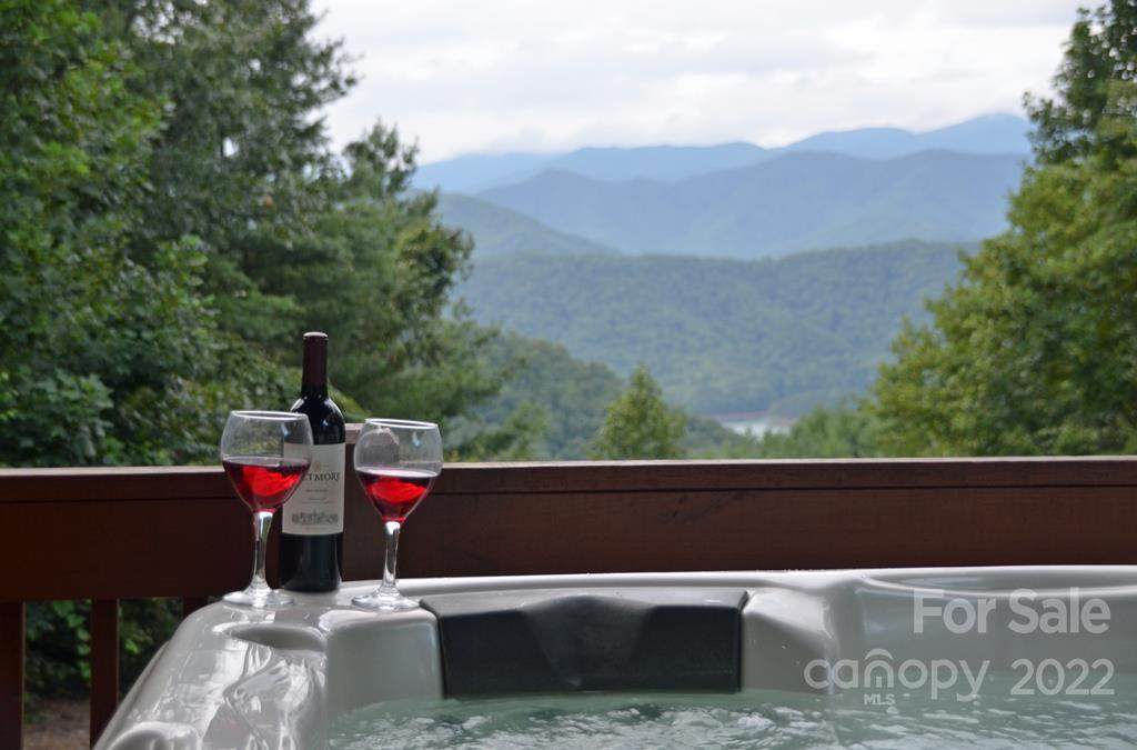 135 Eagles Nest Circle - Photo 1
