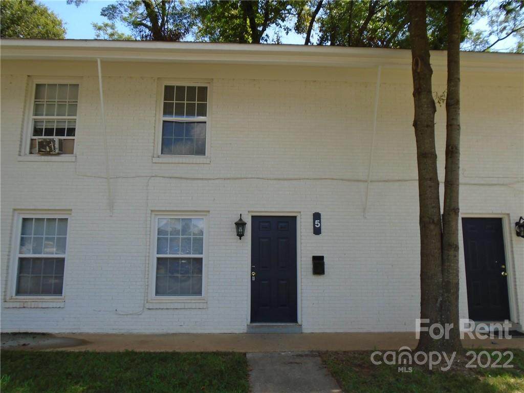 321 Gardner Avenue - Photo 1