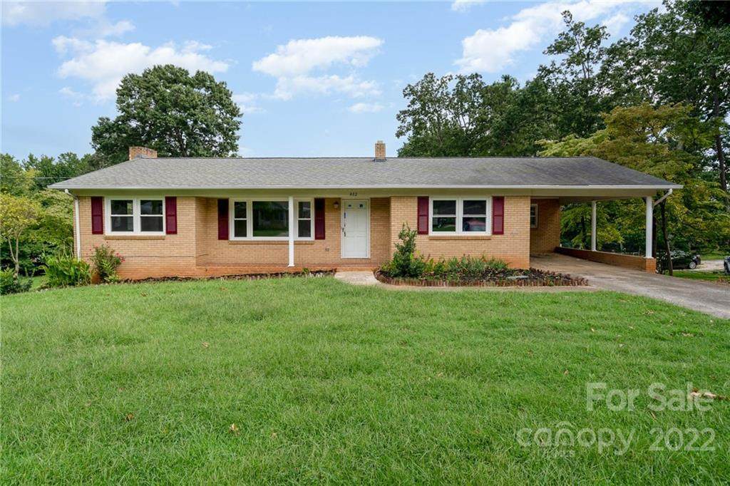 402 Fulton Drive - Photo 1