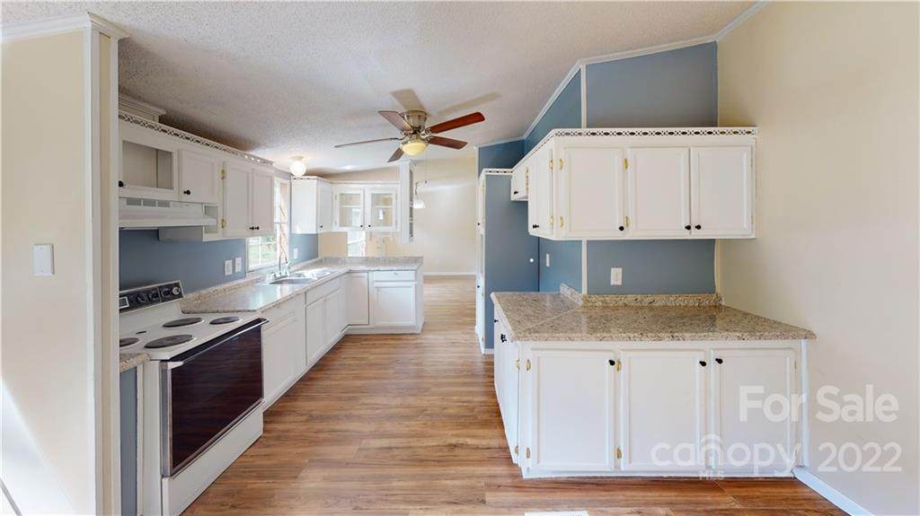 1319 Caldwell Street - Photo 1