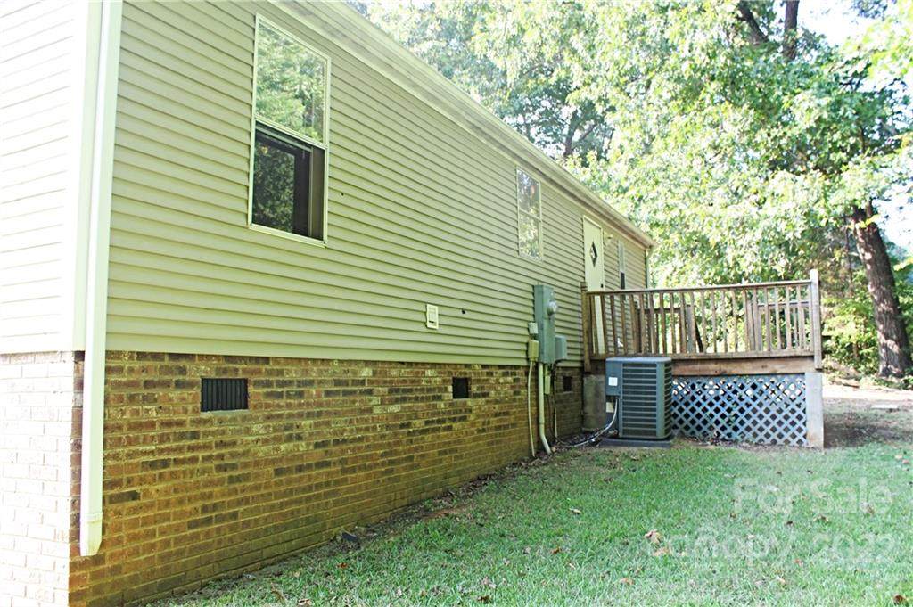 5710 Shadow Wood Court - Photo 1