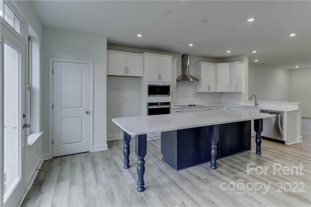 426 Simeon Drive - Photo 1