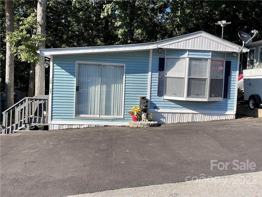 130 Oak Drive - Photo 1