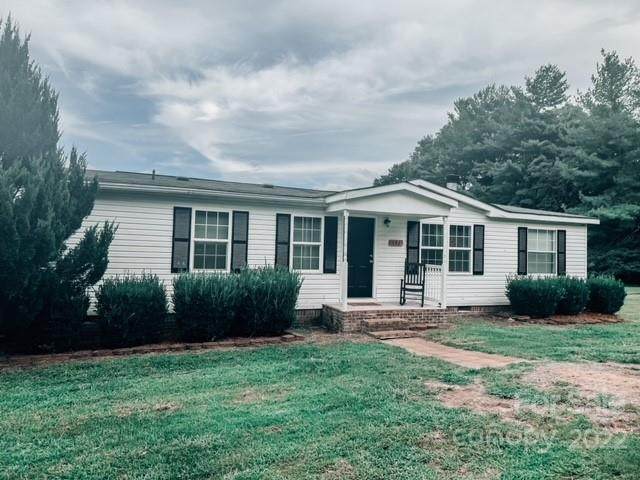 152 Arnold Drive - Photo 1