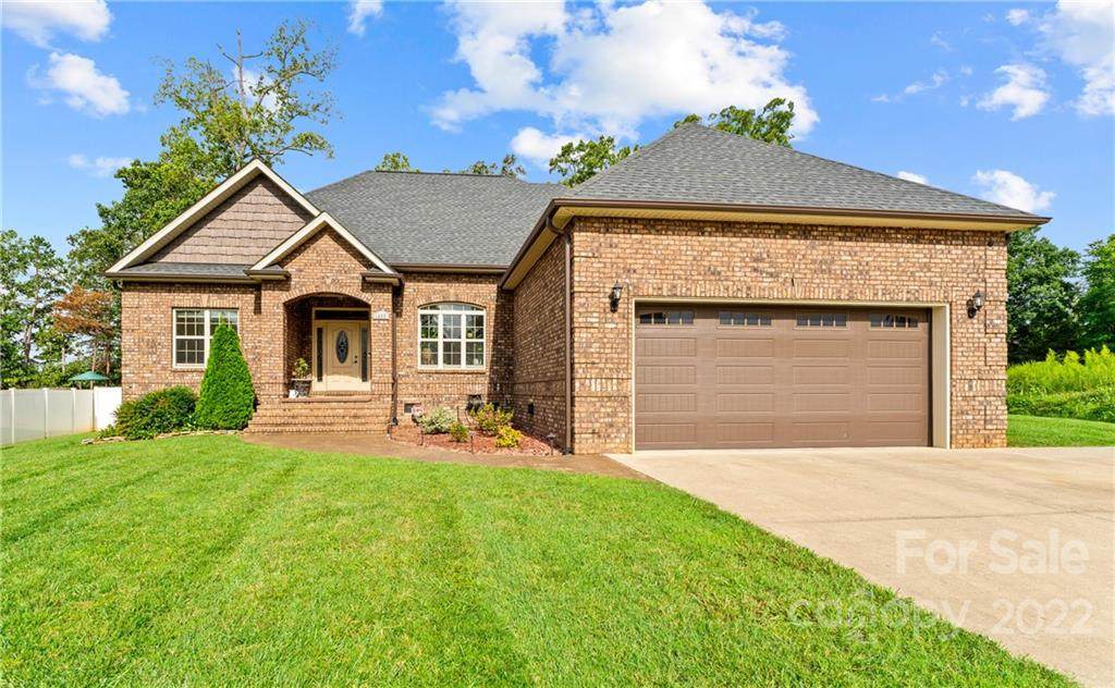 1490 Kensington Park Court - Photo 1