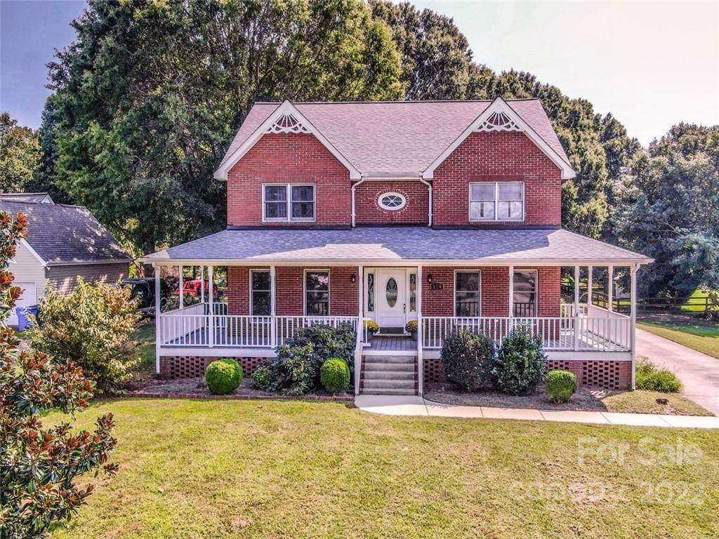 114 Windchime Lane - Photo 1