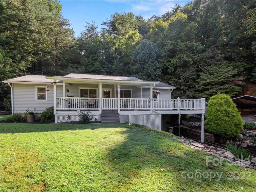 1074 Pine Ridge Road - Photo 1