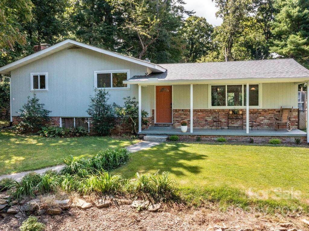 185 Beverly Road - Photo 1