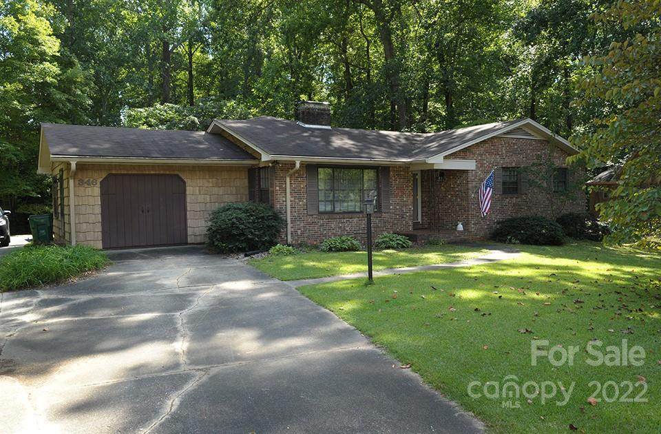 346 Brookwood Drive - Photo 1